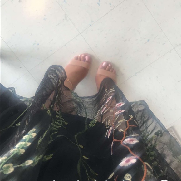 Meet your Posher, Shanietha - Picture 4 of 8